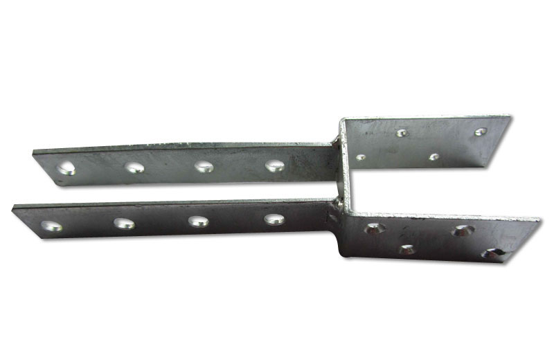 Jalo Poikittainen kattokiinnike koiratarhaan